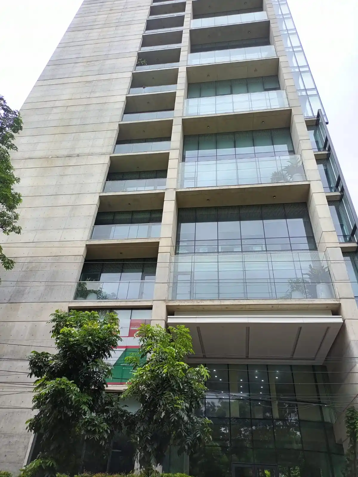 Villa on Hollywood Boulevard