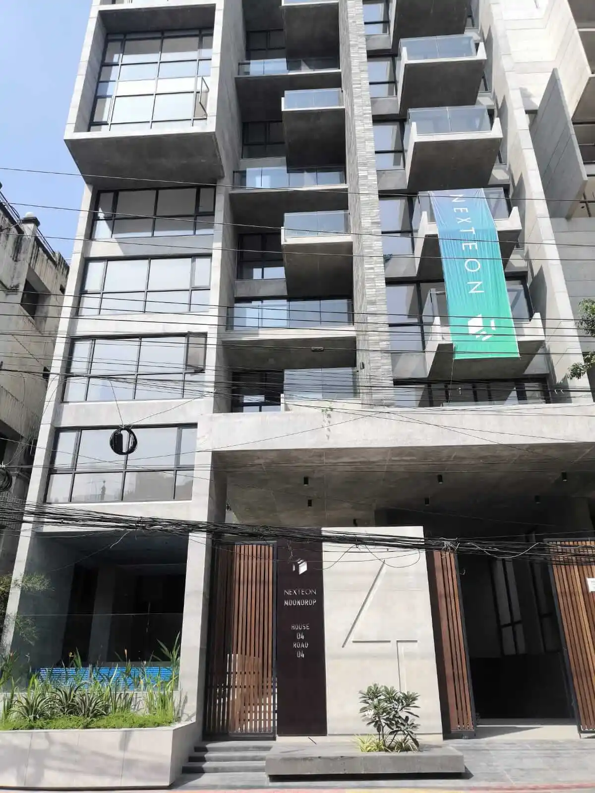 Villa on Hollywood Boulevard