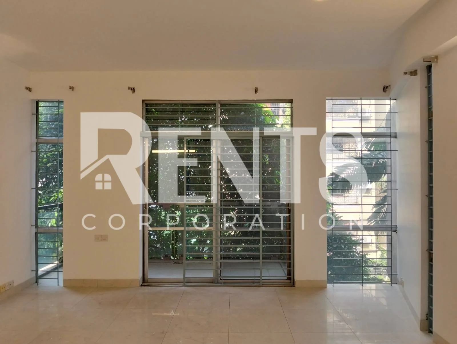 Villa on Hollywood Boulevard