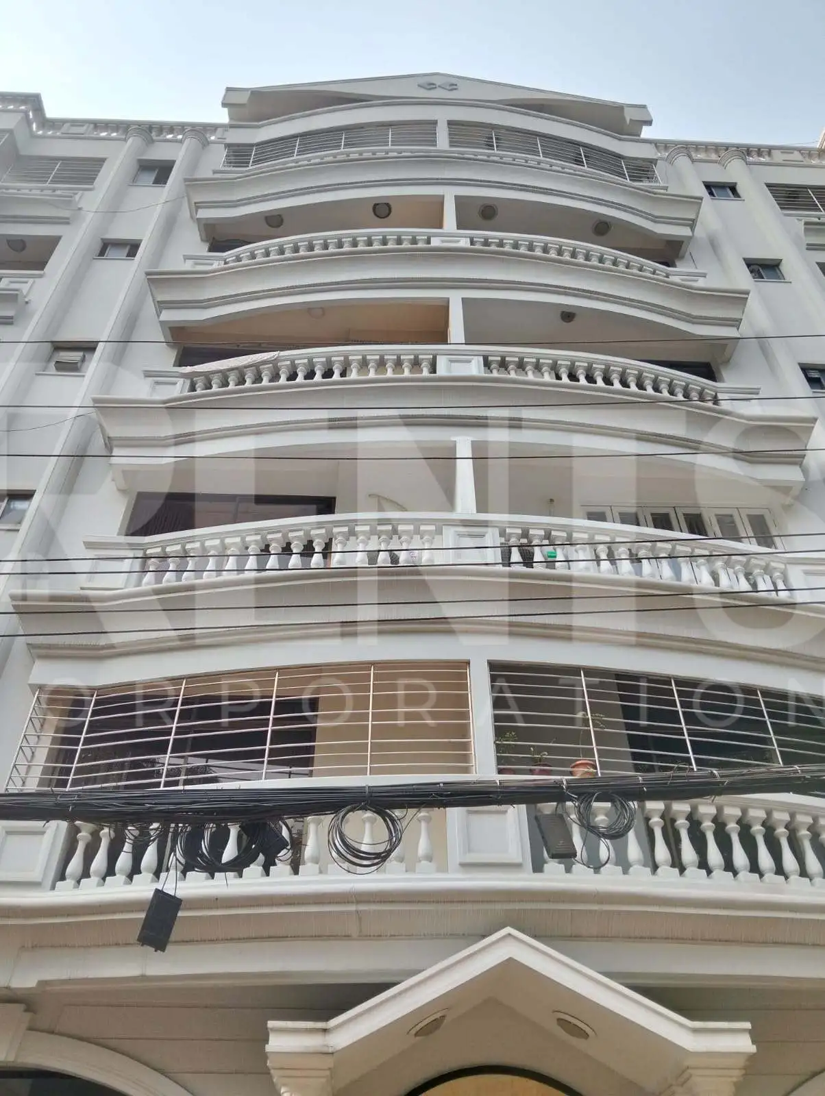 Villa on Hollywood Boulevard