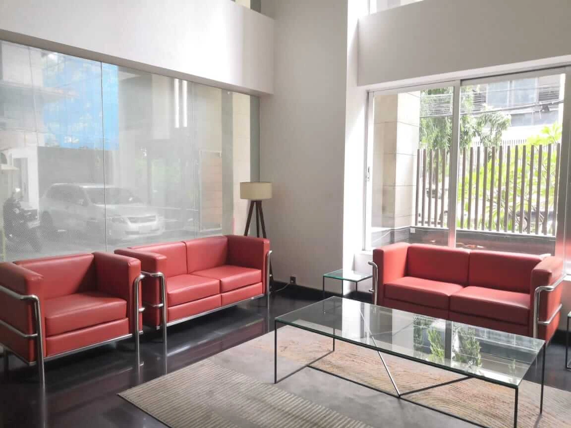 Villa on Hollywood Boulevard