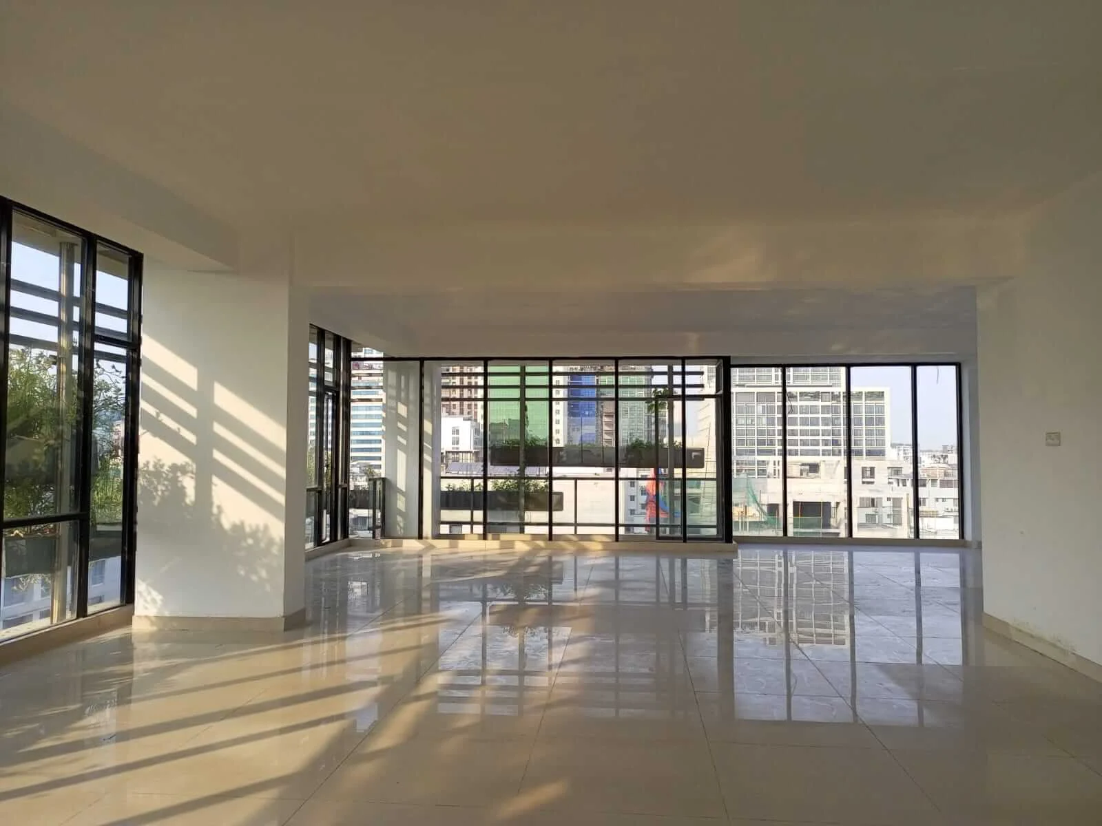 Villa on Hollywood Boulevard