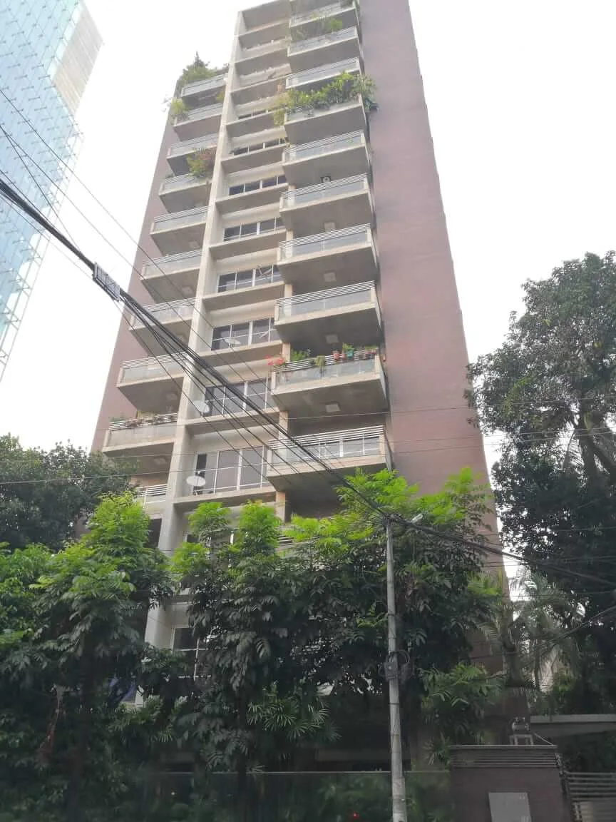 Villa on Hollywood Boulevard