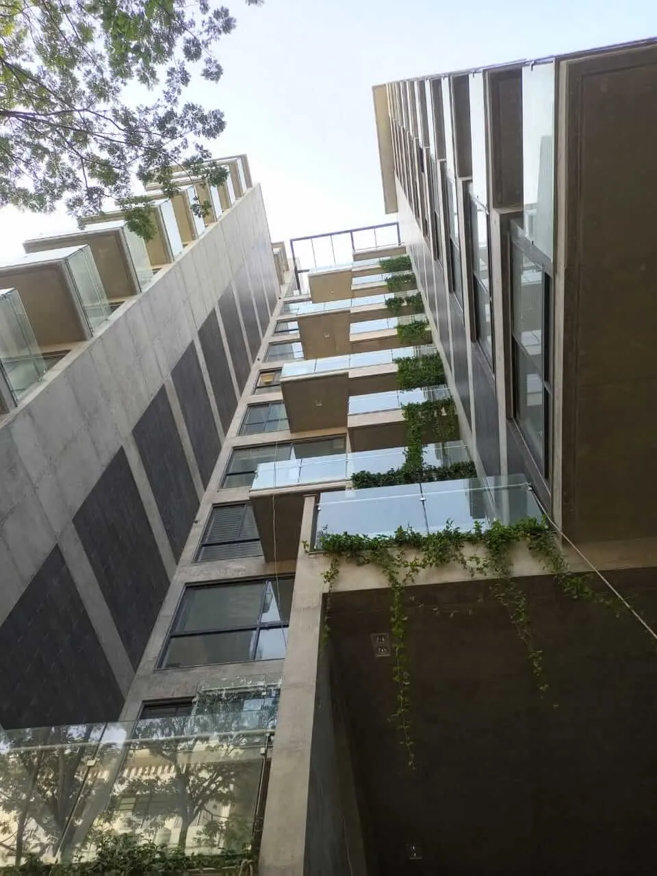 Villa on Hollywood Boulevard