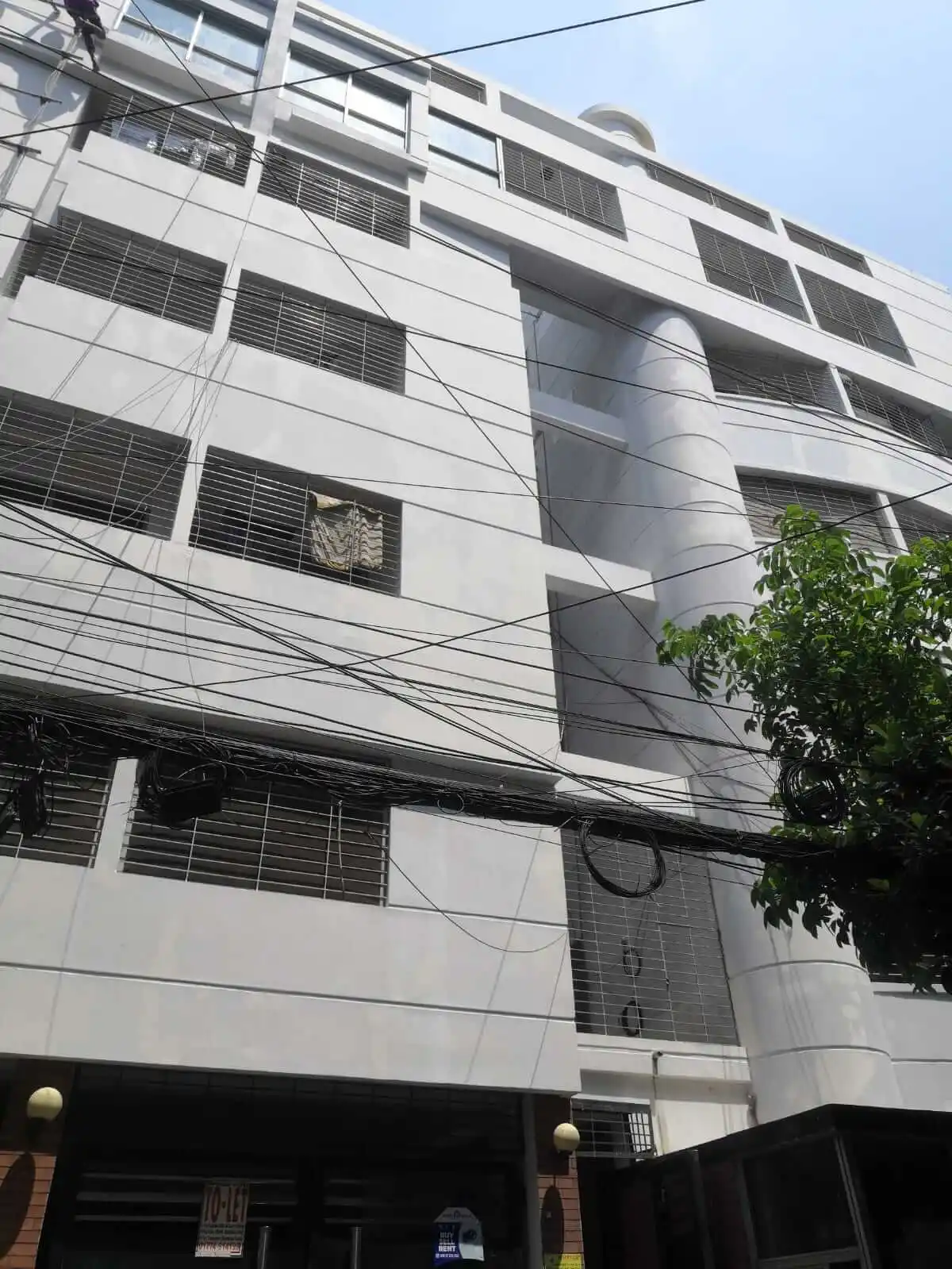 Villa on Hollywood Boulevard