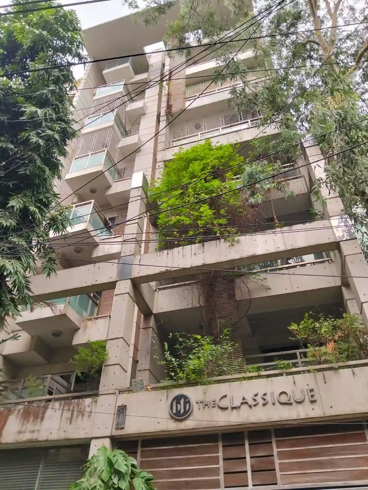 Villa on Hollywood Boulevard