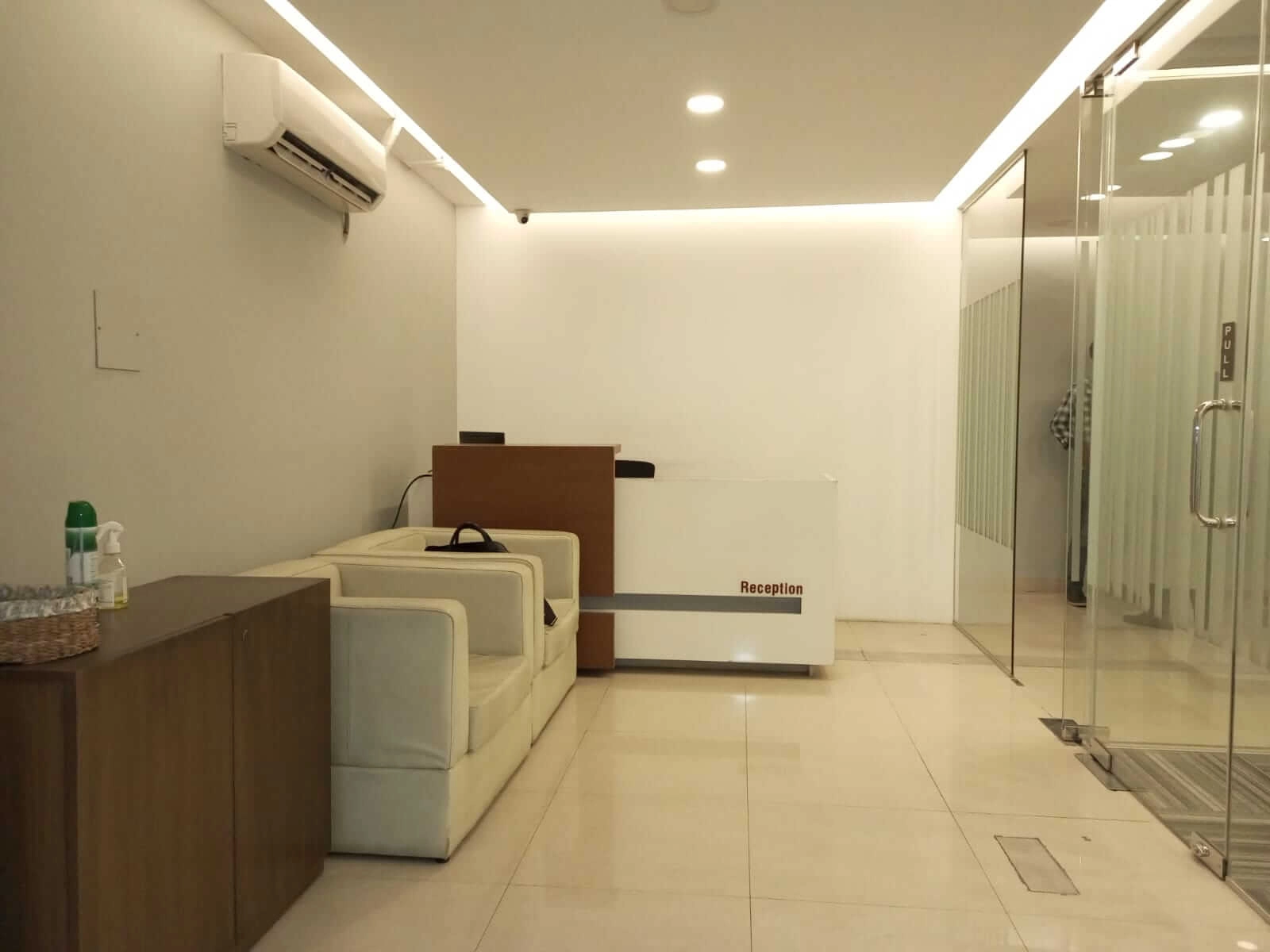 Villa on Hollywood Boulevard