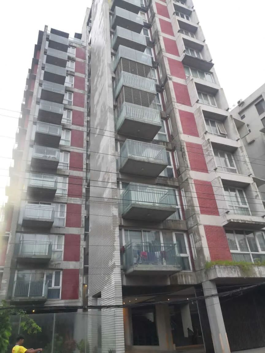 Villa on Hollywood Boulevard