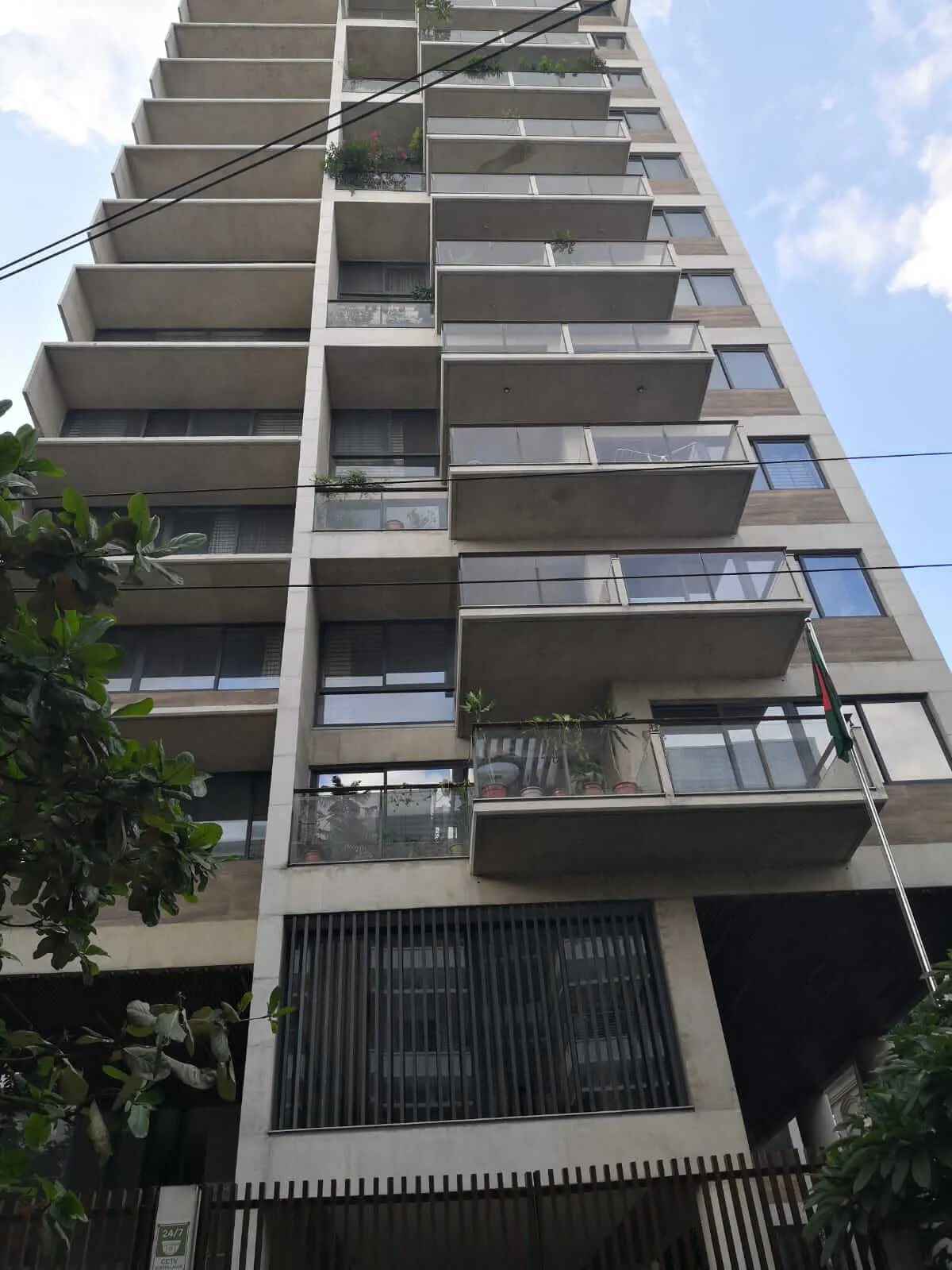 Villa on Hollywood Boulevard