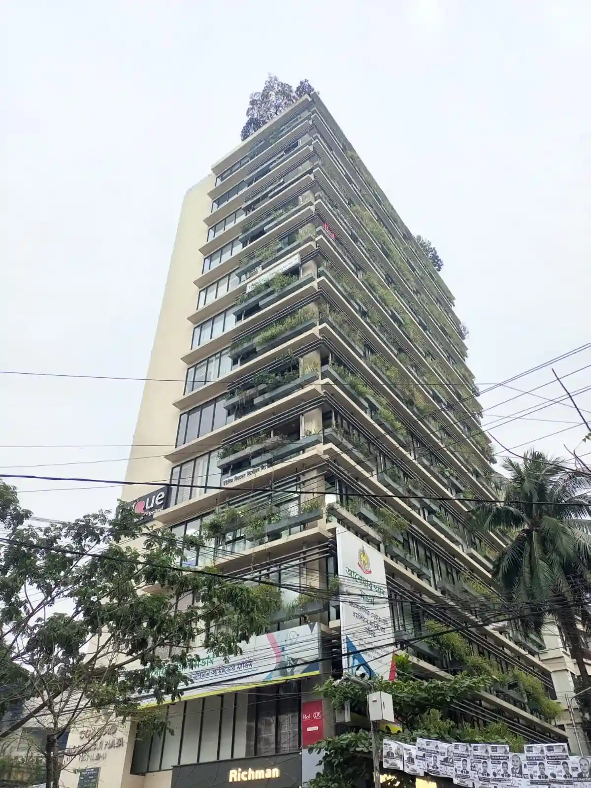 Villa on Hollywood Boulevard