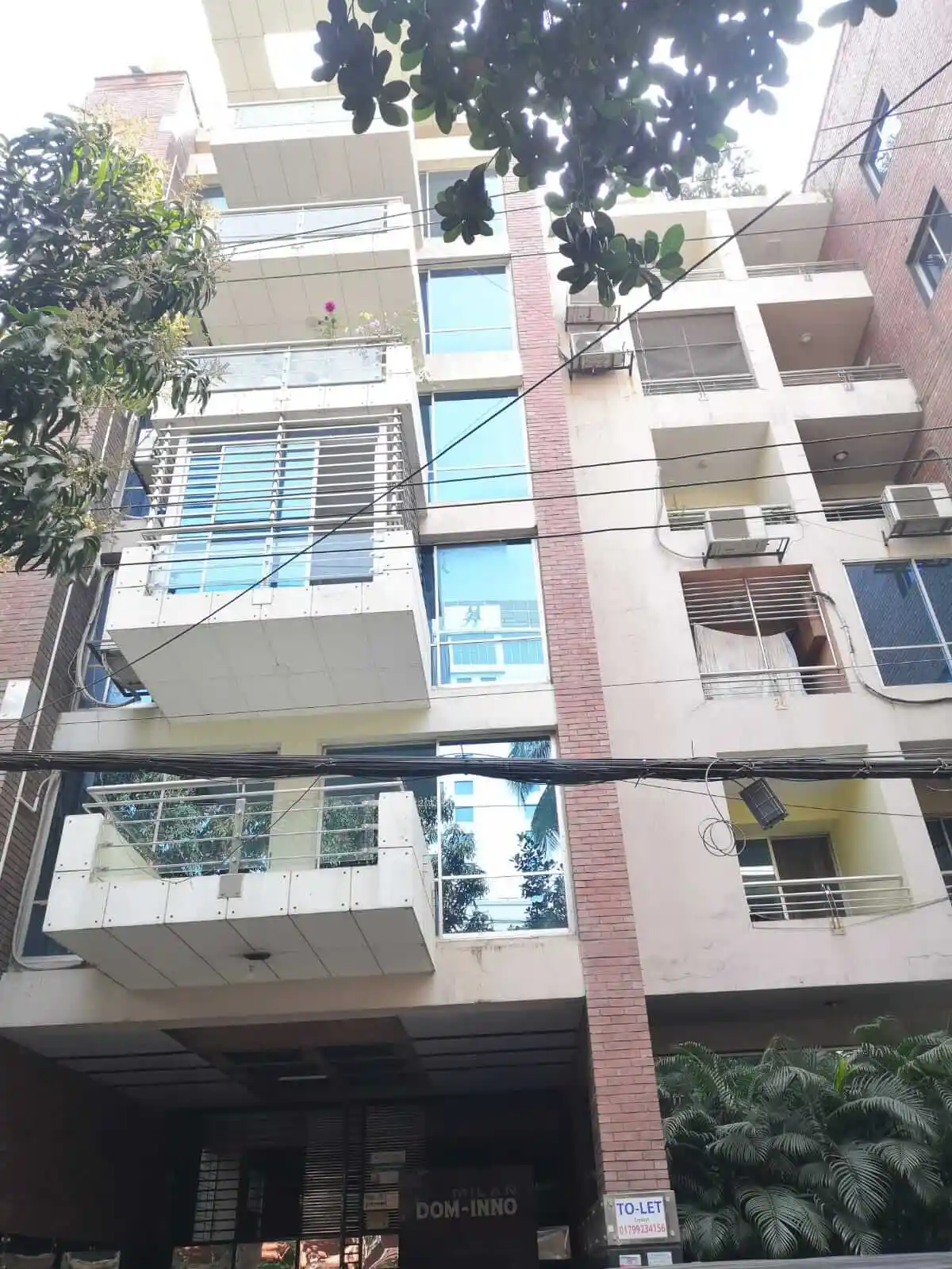 Villa on Hollywood Boulevard