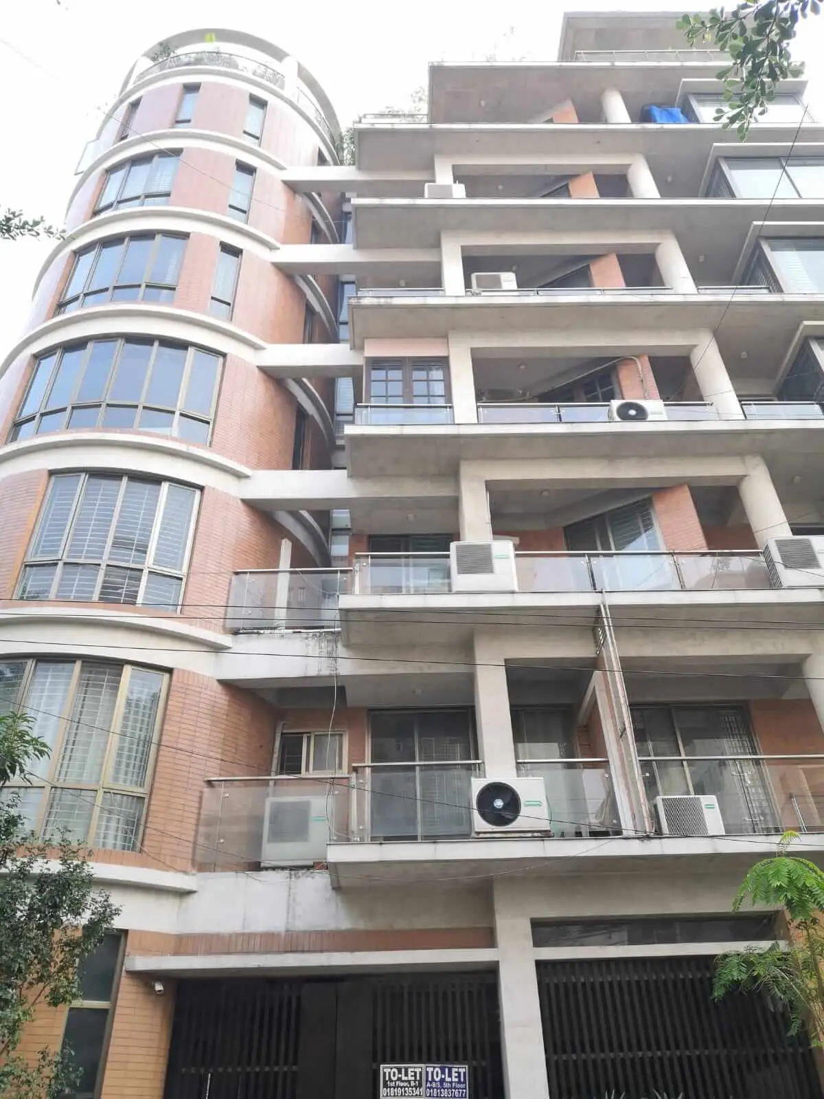 Villa on Hollywood Boulevard