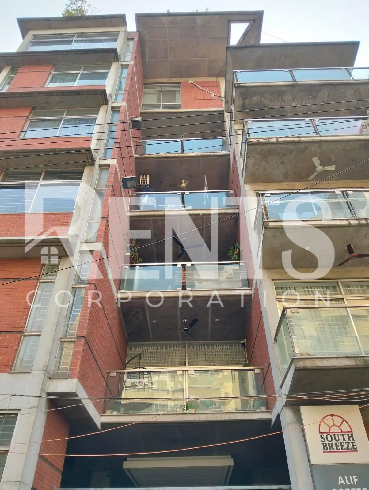 Villa on Hollywood Boulevard