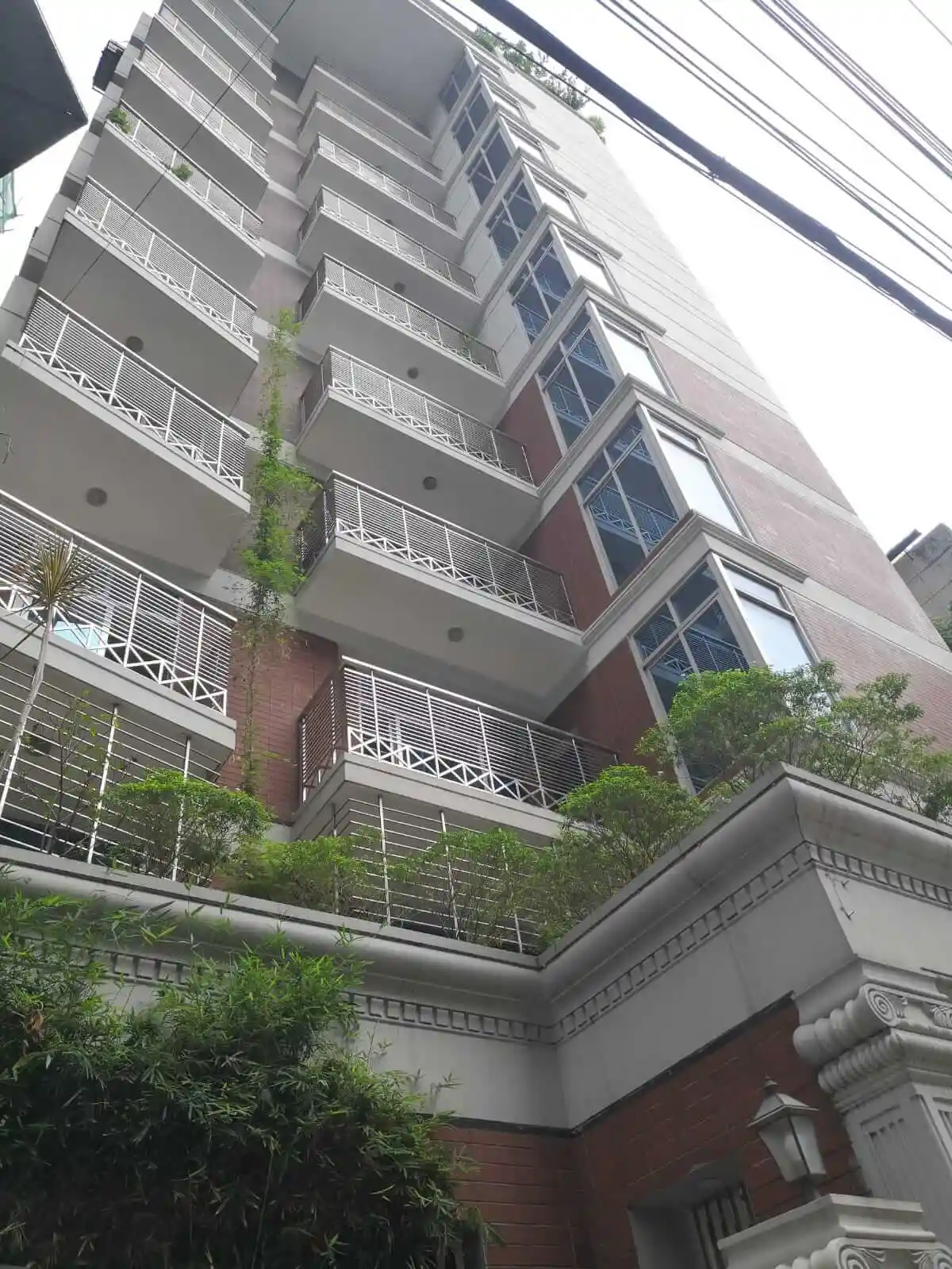 Villa on Hollywood Boulevard