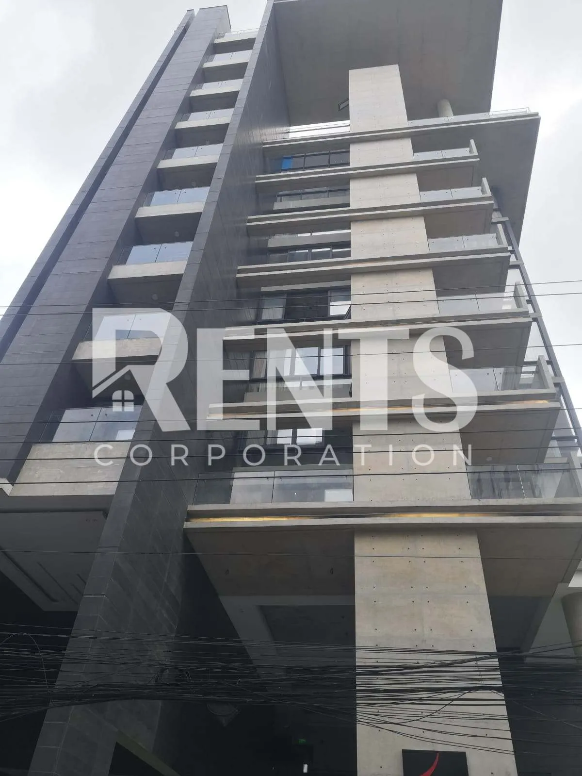 Villa on Hollywood Boulevard