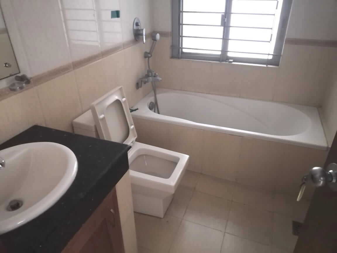 Villa on Hollywood Boulevard