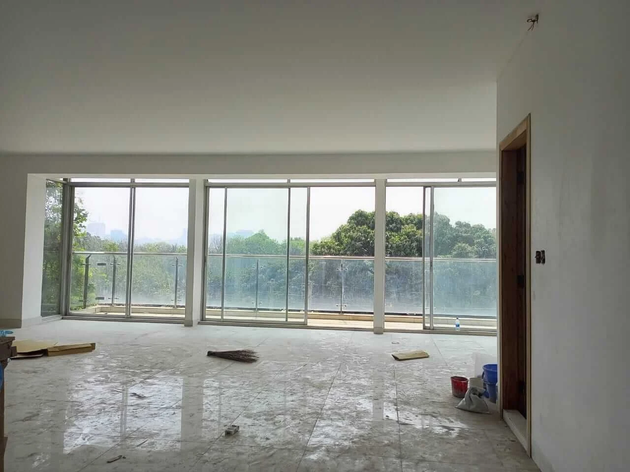 Villa on Hollywood Boulevard