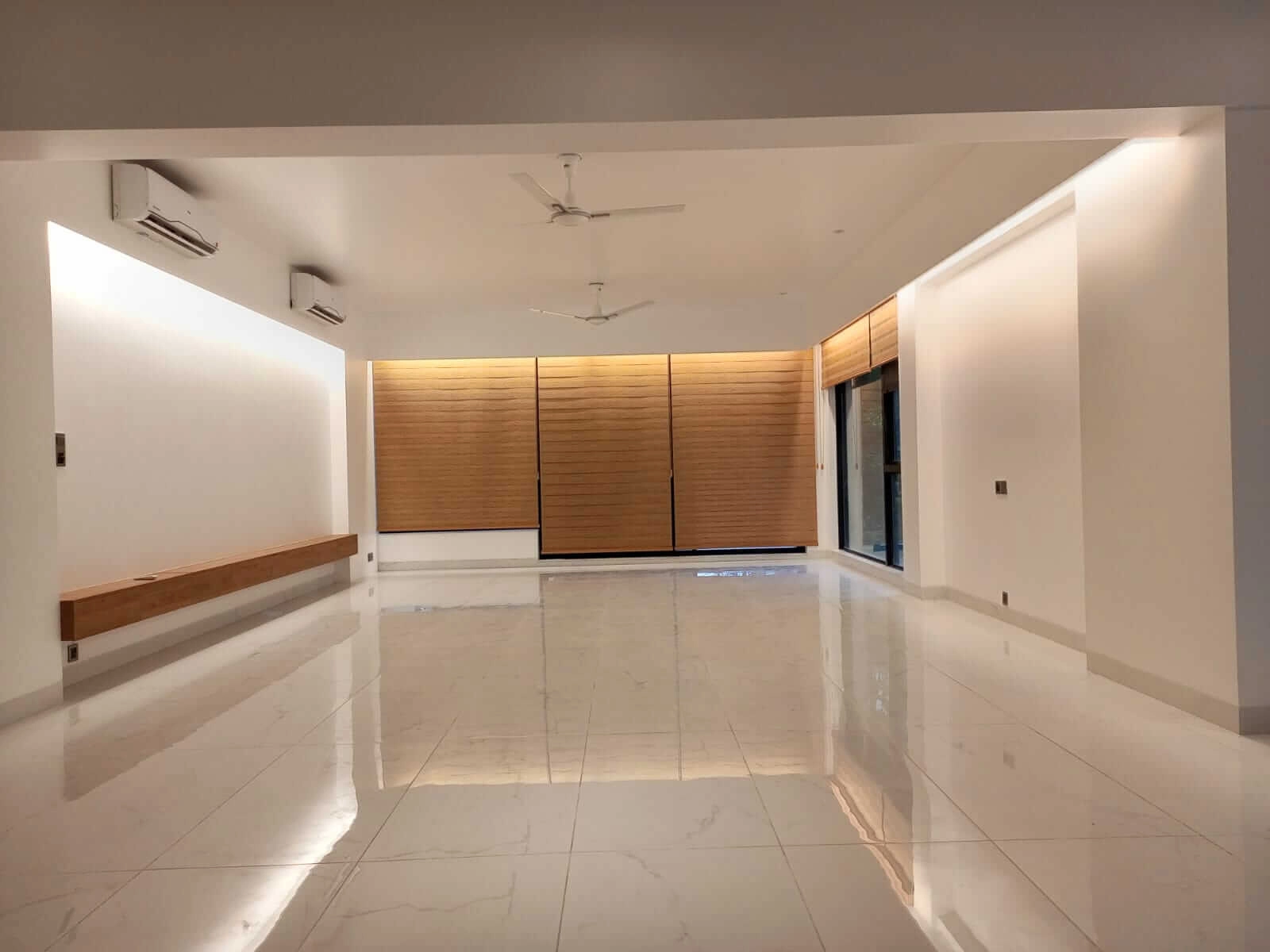 Villa on Hollywood Boulevard