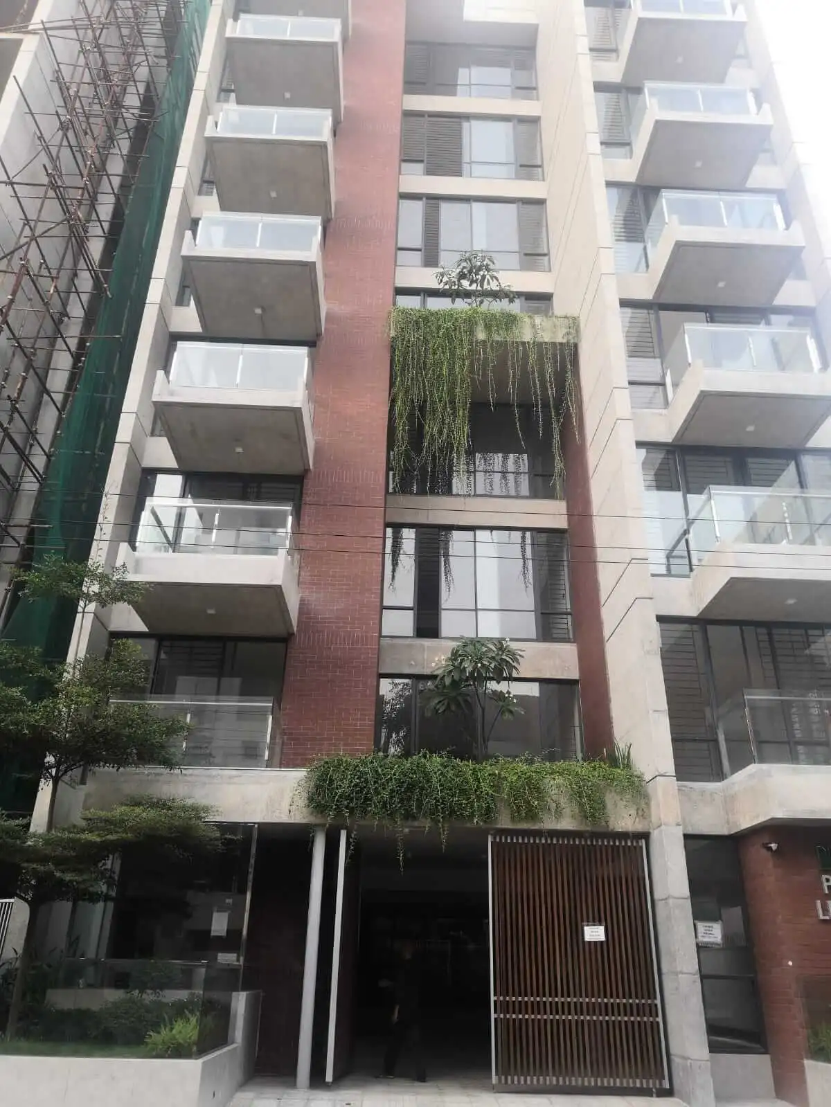 Villa on Hollywood Boulevard