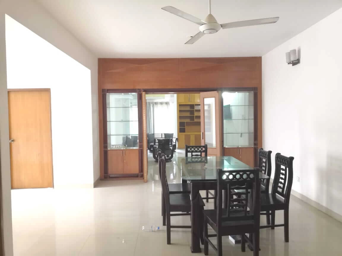 Villa on Hollywood Boulevard