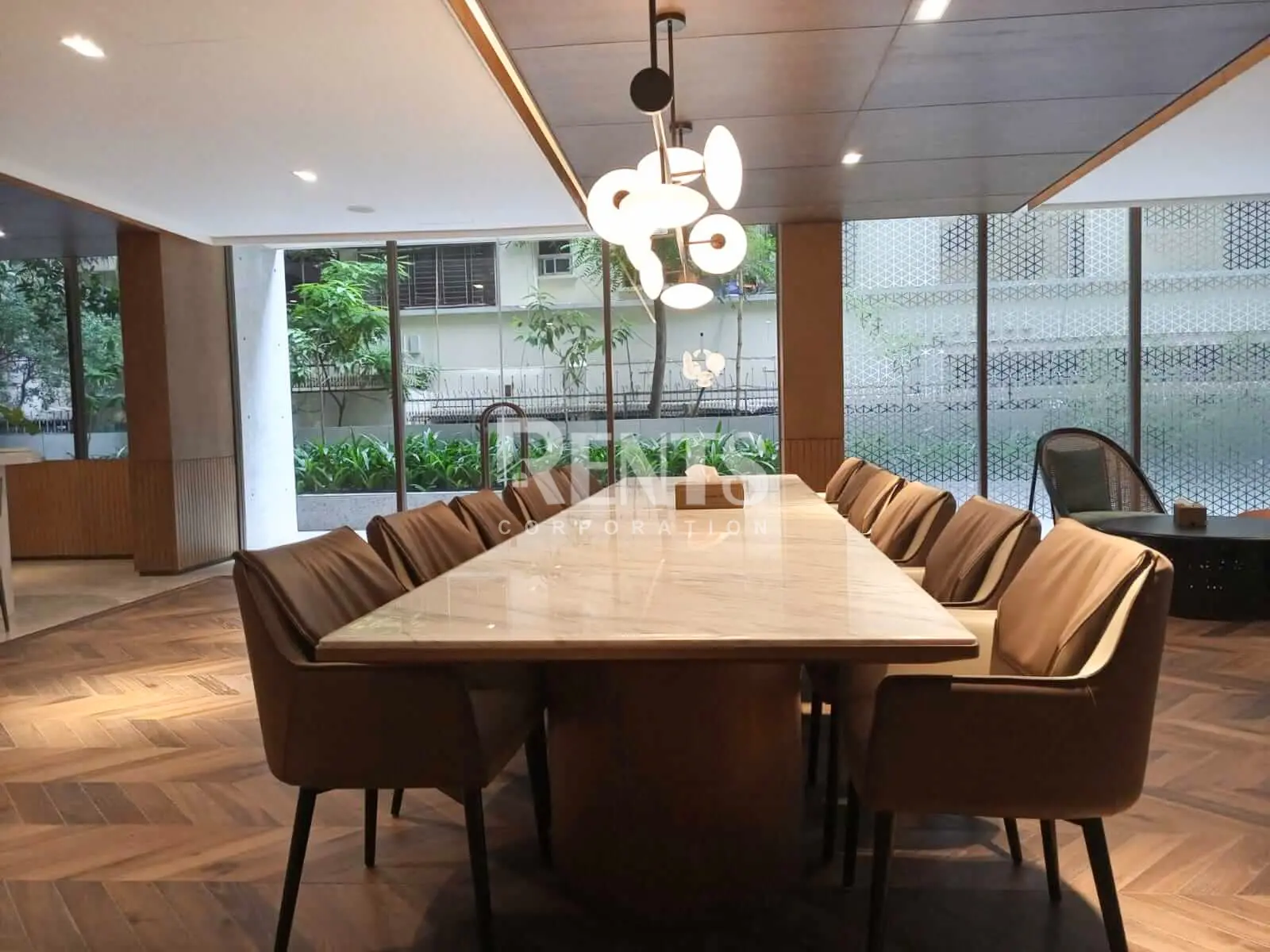 Villa on Hollywood Boulevard