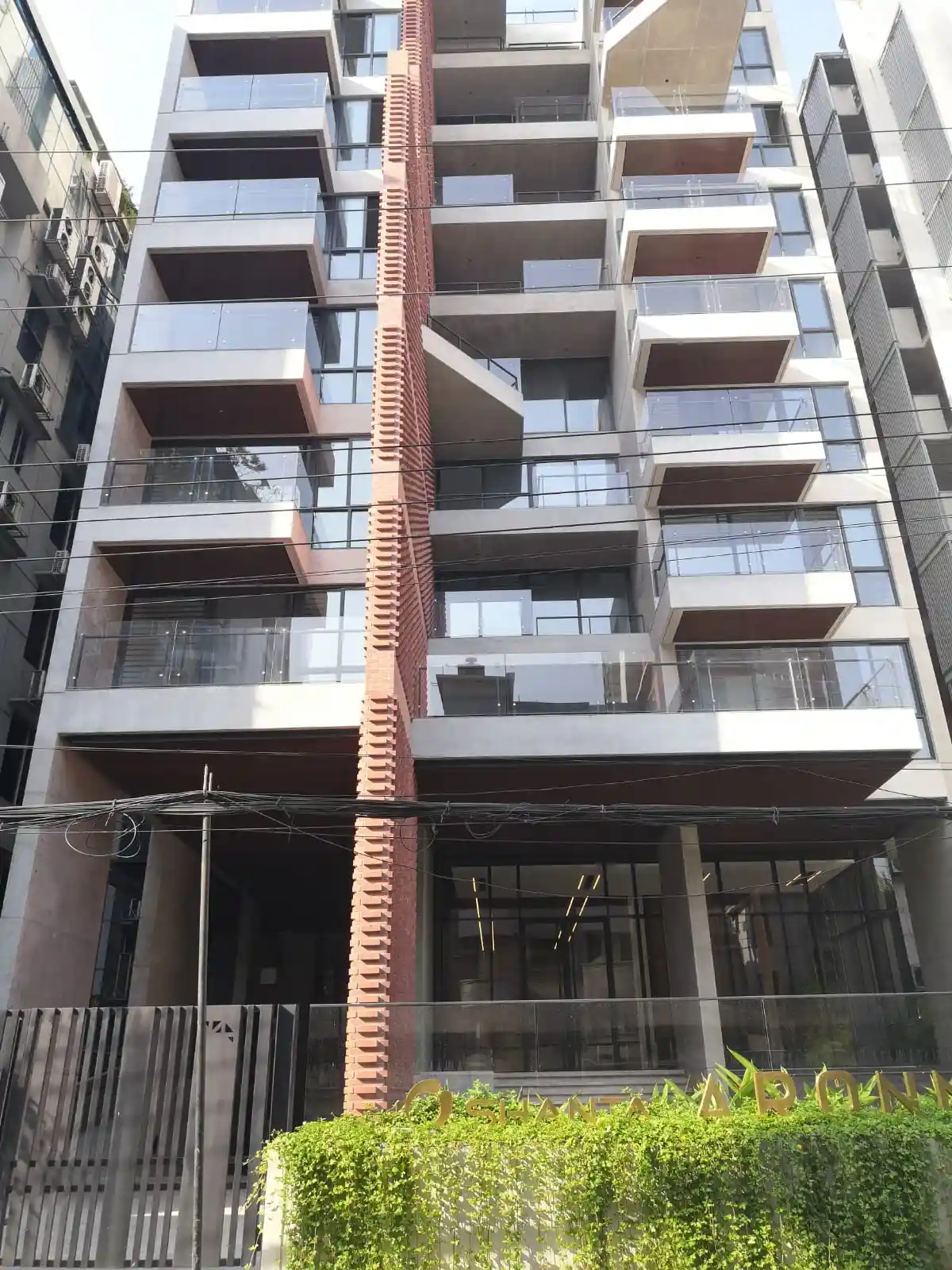 Villa on Hollywood Boulevard