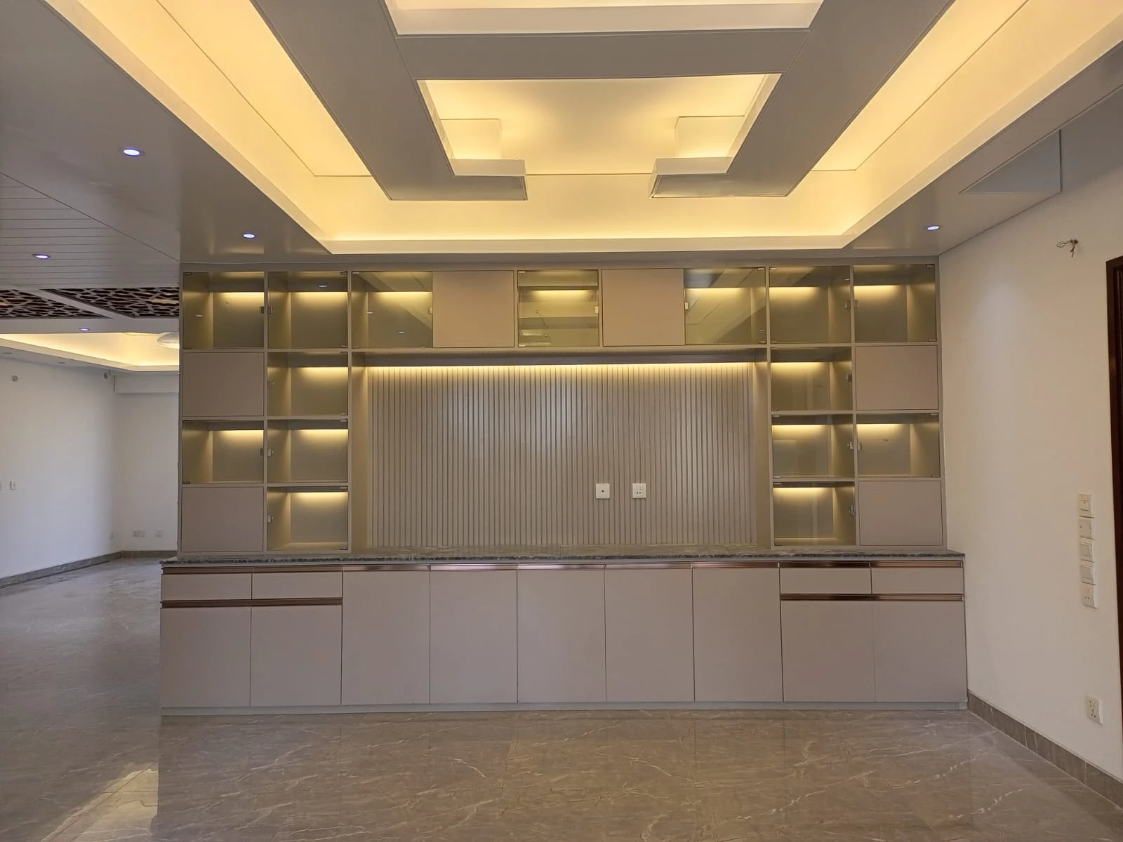 Villa on Hollywood Boulevard