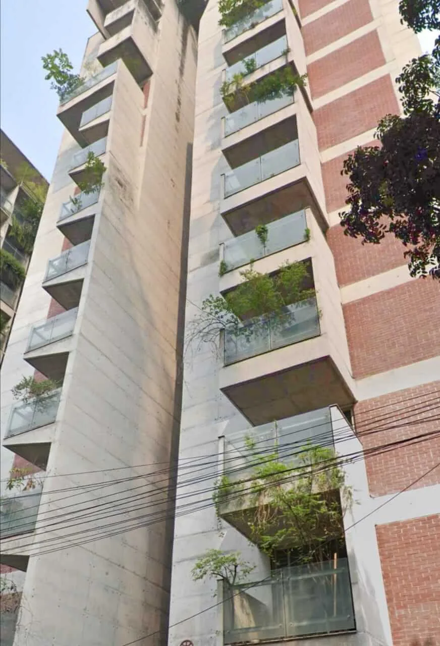 Villa on Hollywood Boulevard