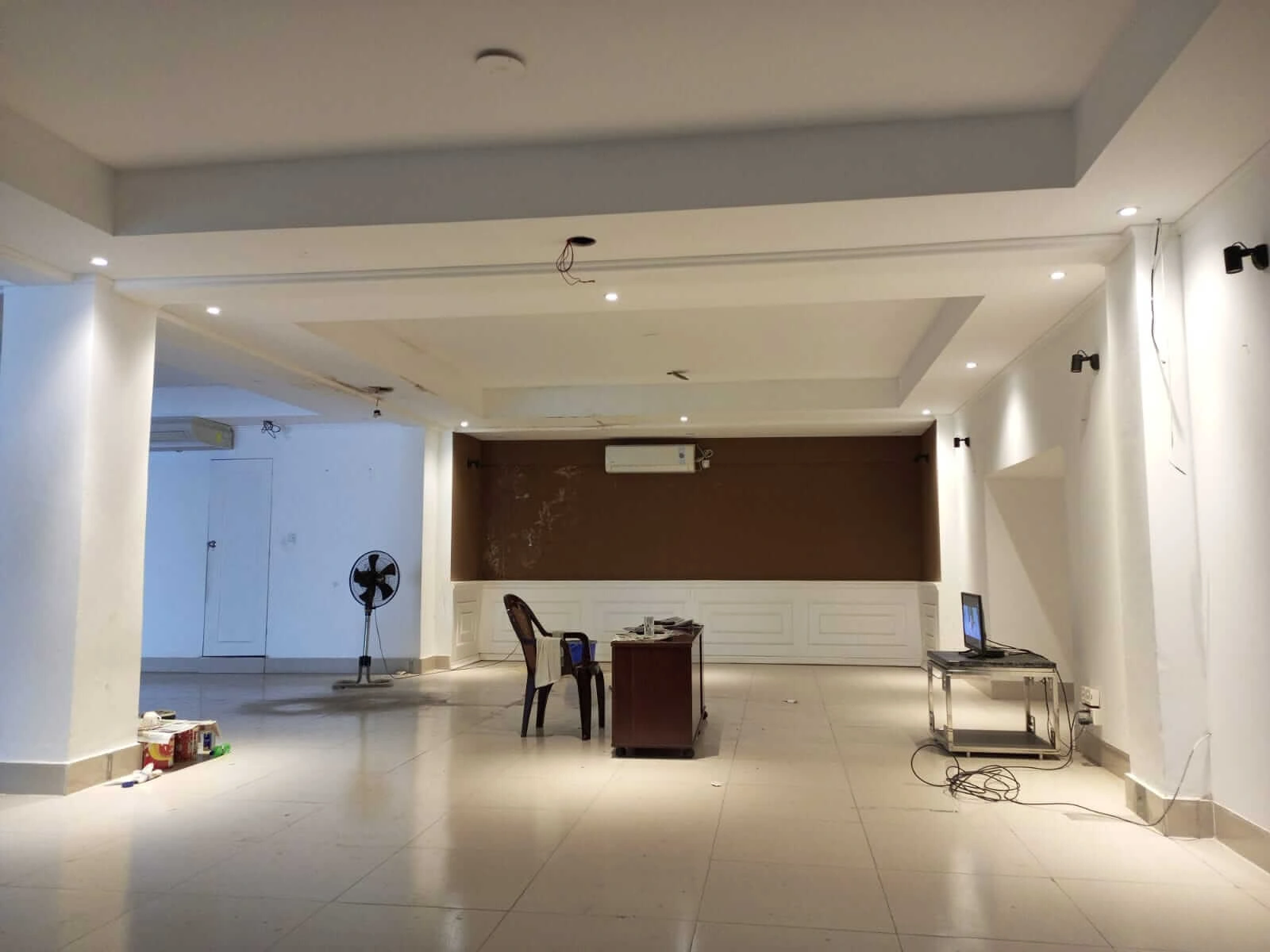 Villa on Hollywood Boulevard