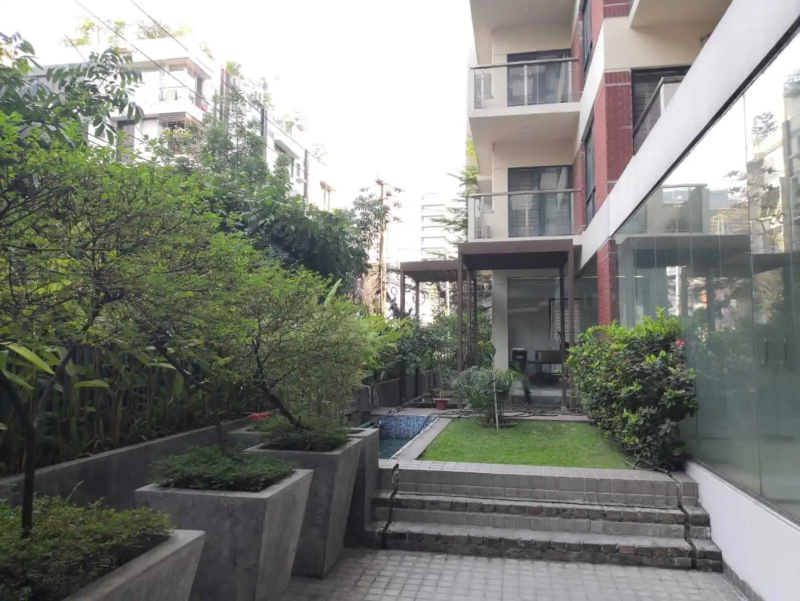 Villa on Hollywood Boulevard