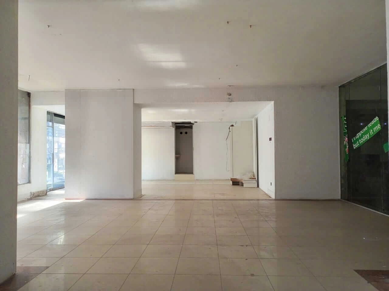 Villa on Hollywood Boulevard