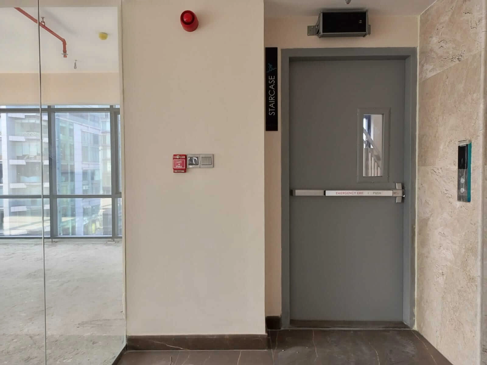 Villa on Hollywood Boulevard