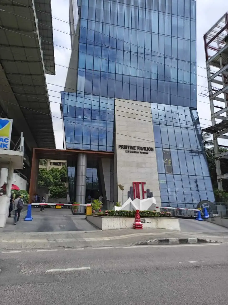 Villa on Hollywood Boulevard