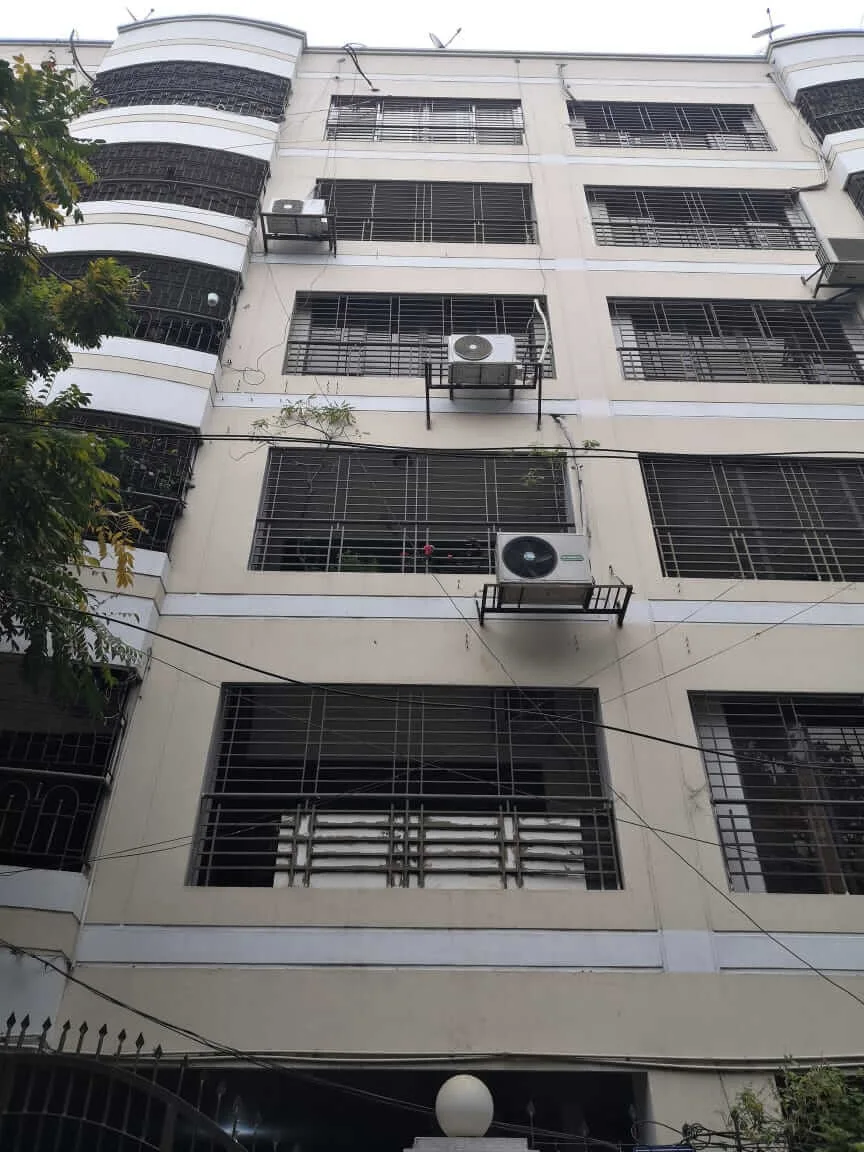 Villa on Hollywood Boulevard