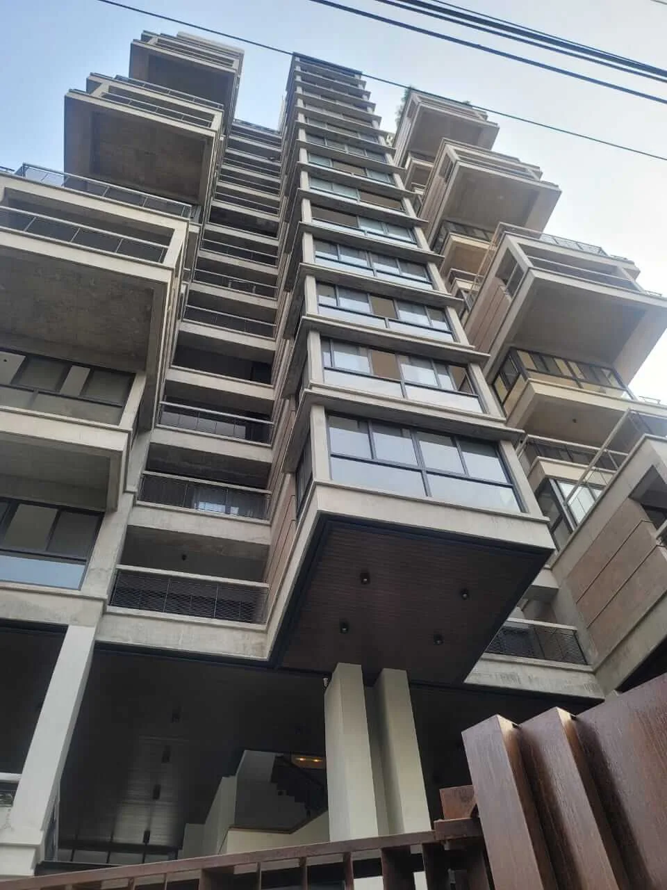 Villa on Hollywood Boulevard