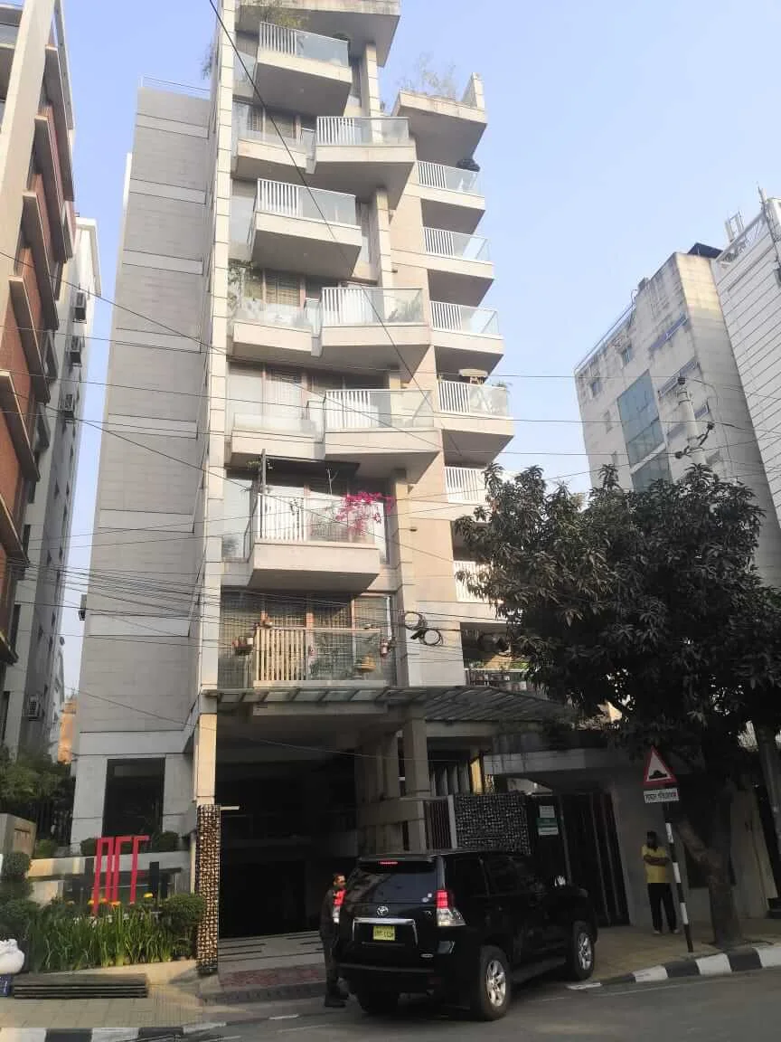 Villa on Hollywood Boulevard