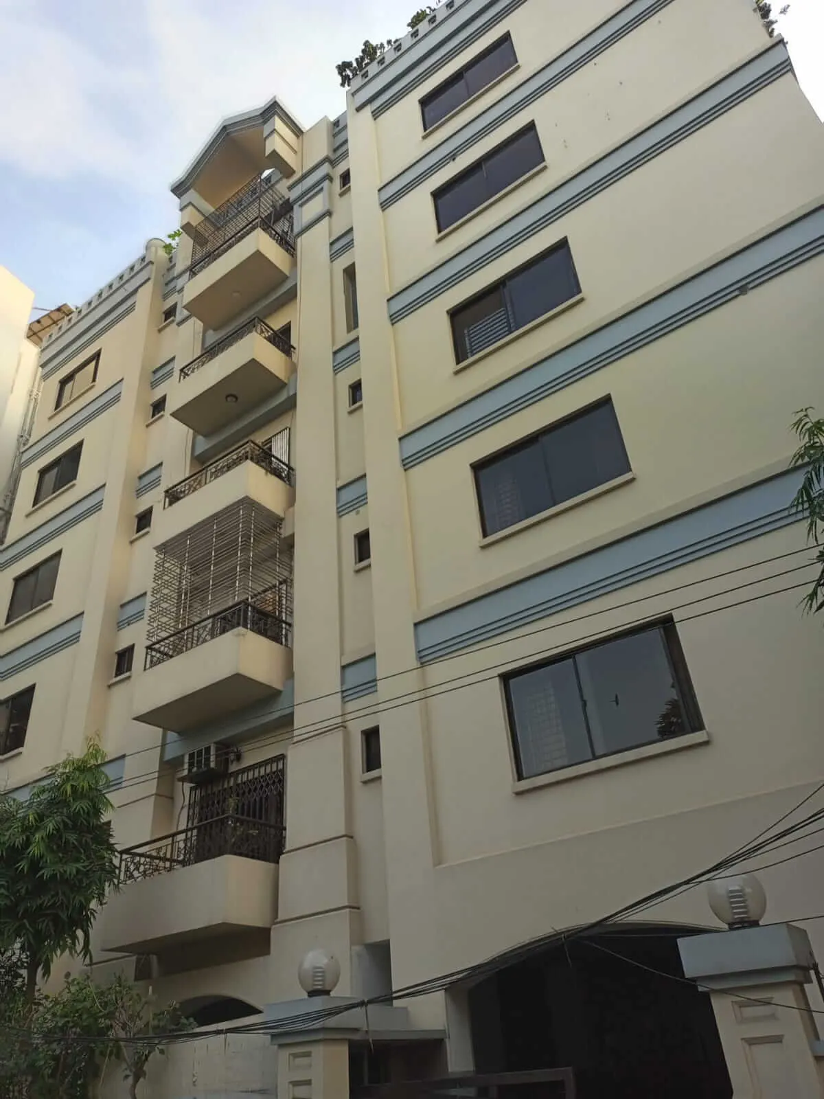 Villa on Hollywood Boulevard