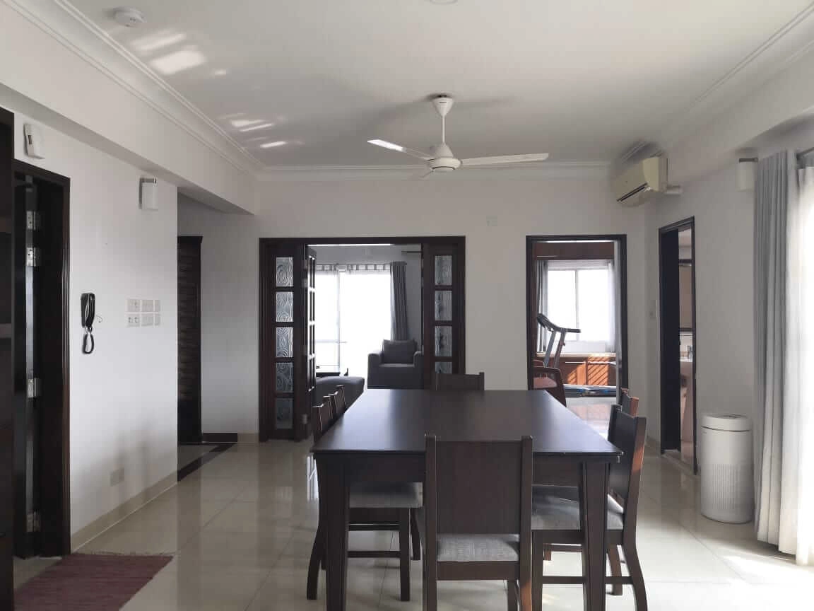 Villa on Hollywood Boulevard