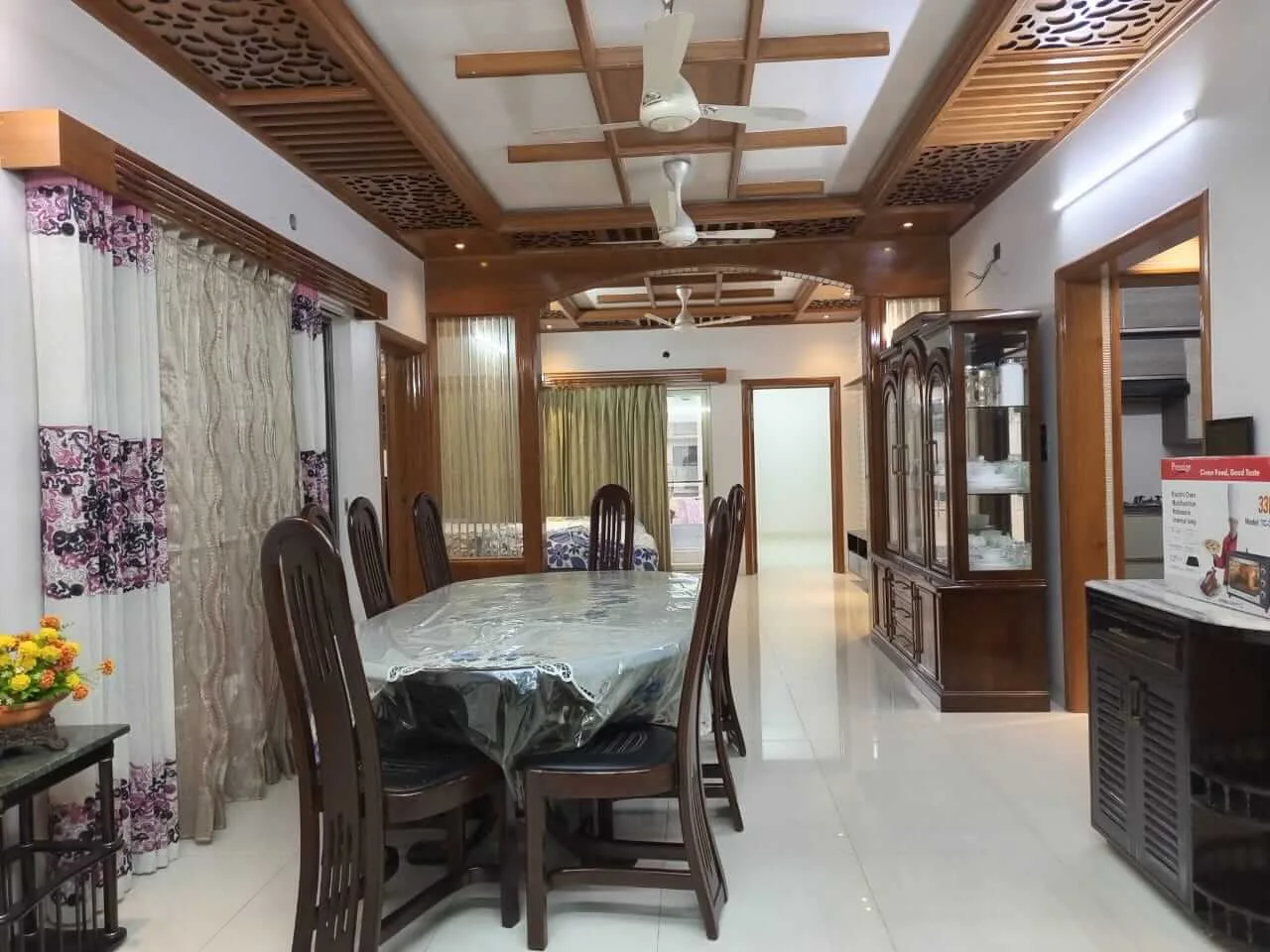 Villa on Hollywood Boulevard