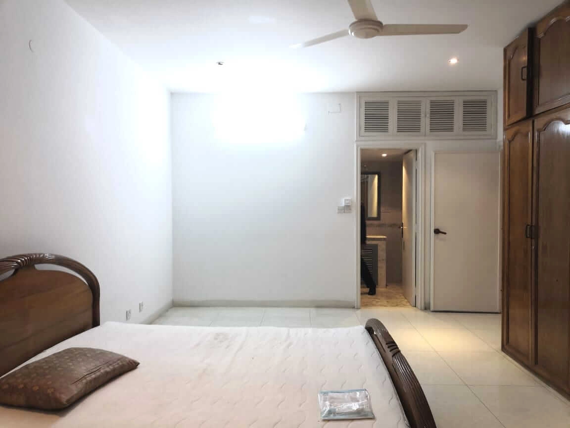 Villa on Hollywood Boulevard