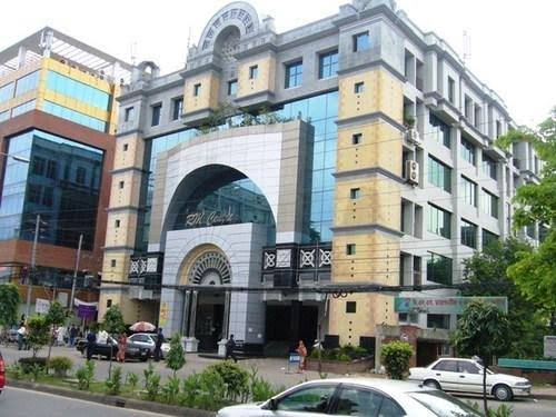 Villa on Hollywood Boulevard