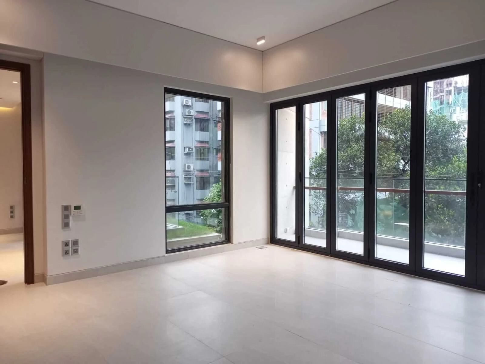 Villa on Hollywood Boulevard