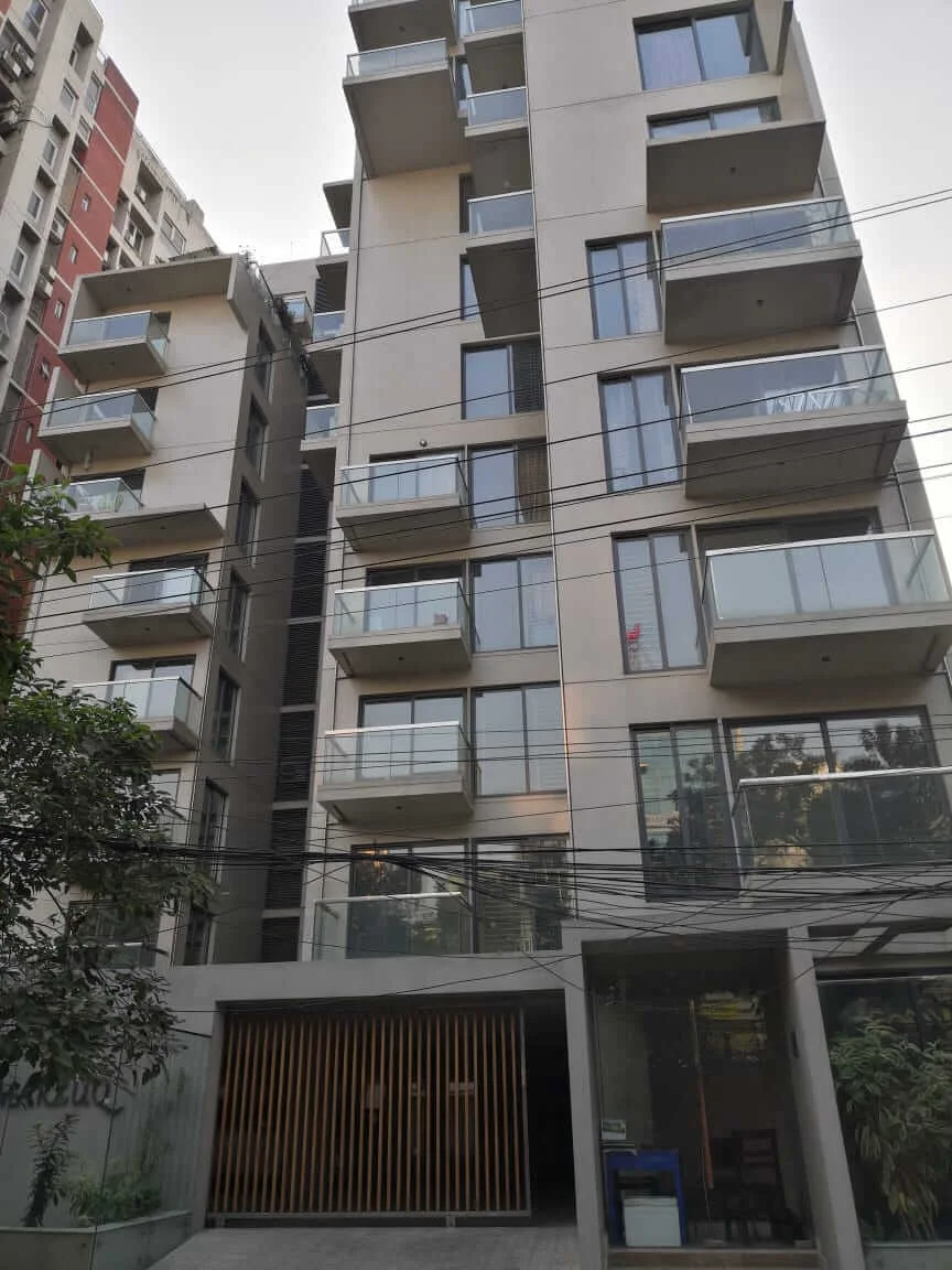 Villa on Hollywood Boulevard