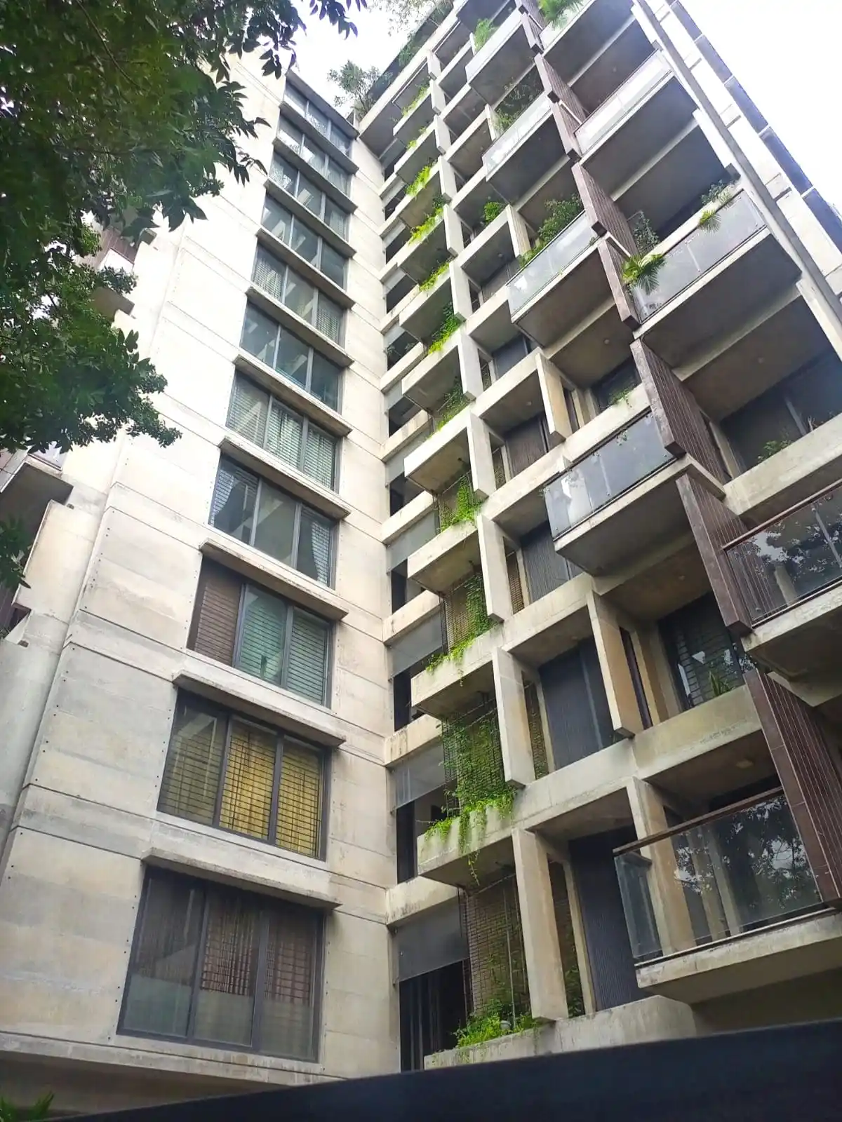 Villa on Hollywood Boulevard