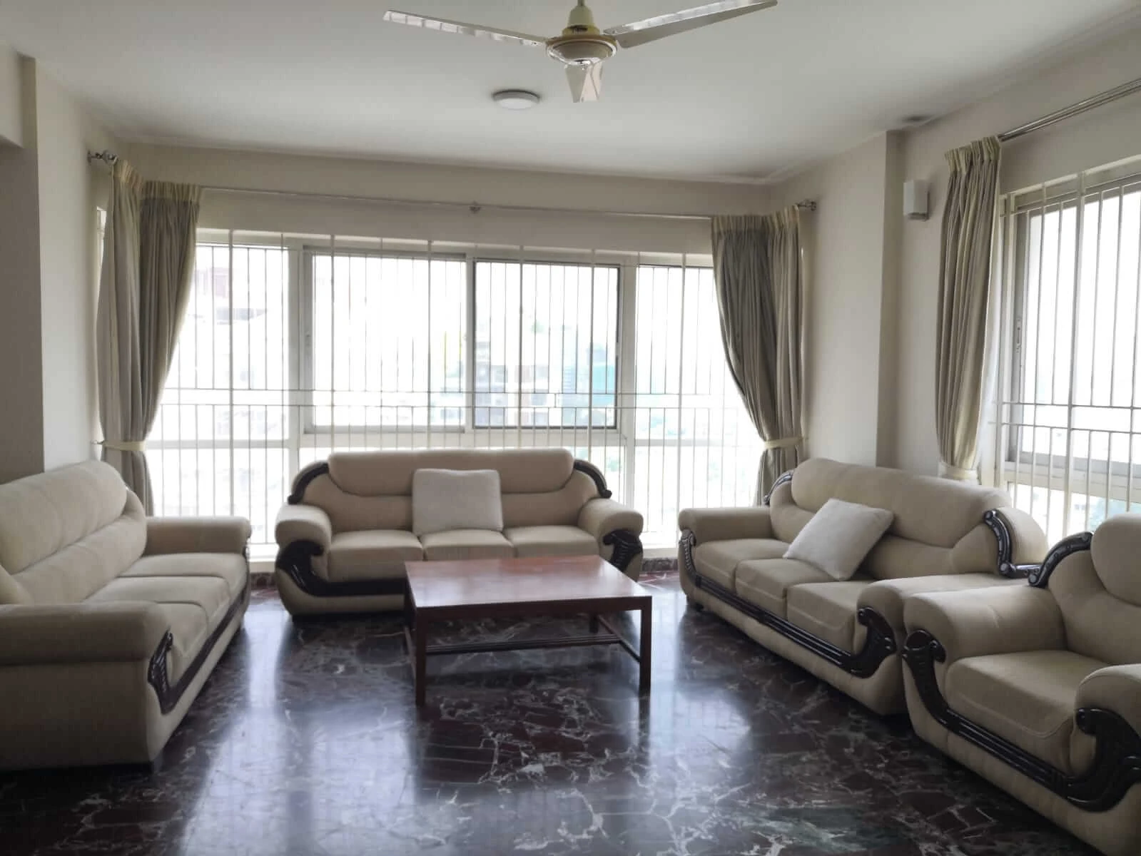 Villa on Hollywood Boulevard