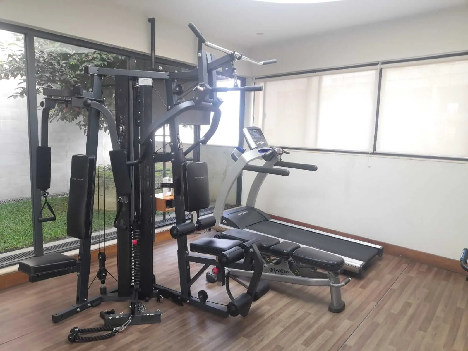 Villa on Hollywood Boulevard