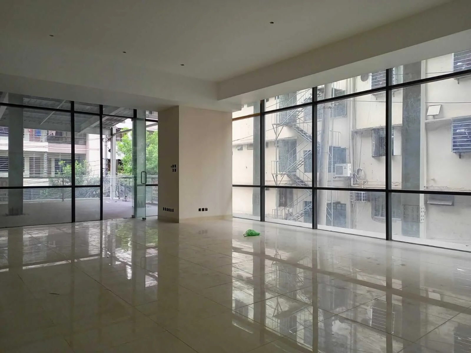 Villa on Hollywood Boulevard