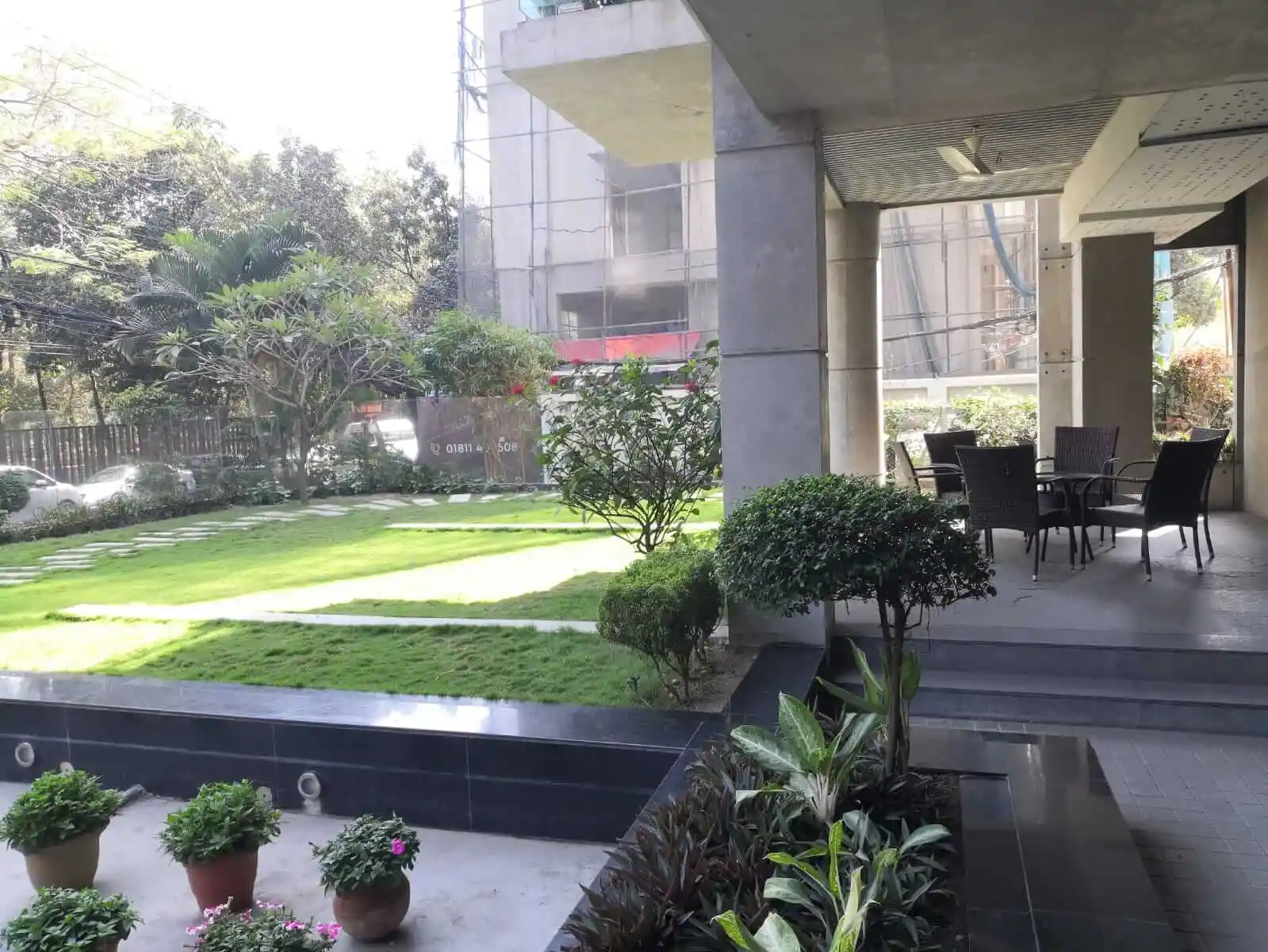 Villa on Hollywood Boulevard