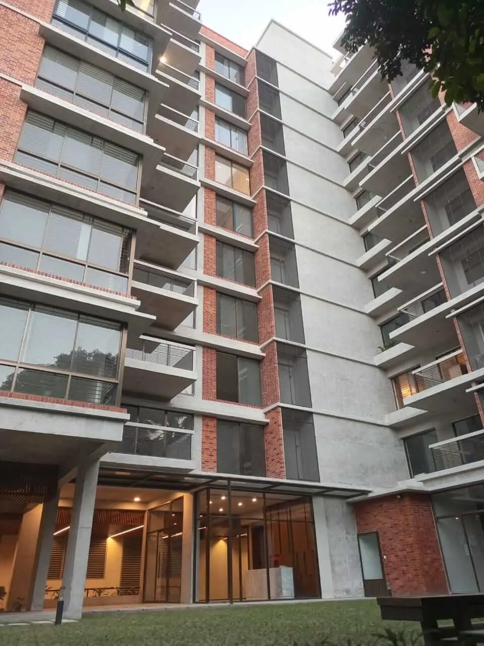 Villa on Hollywood Boulevard