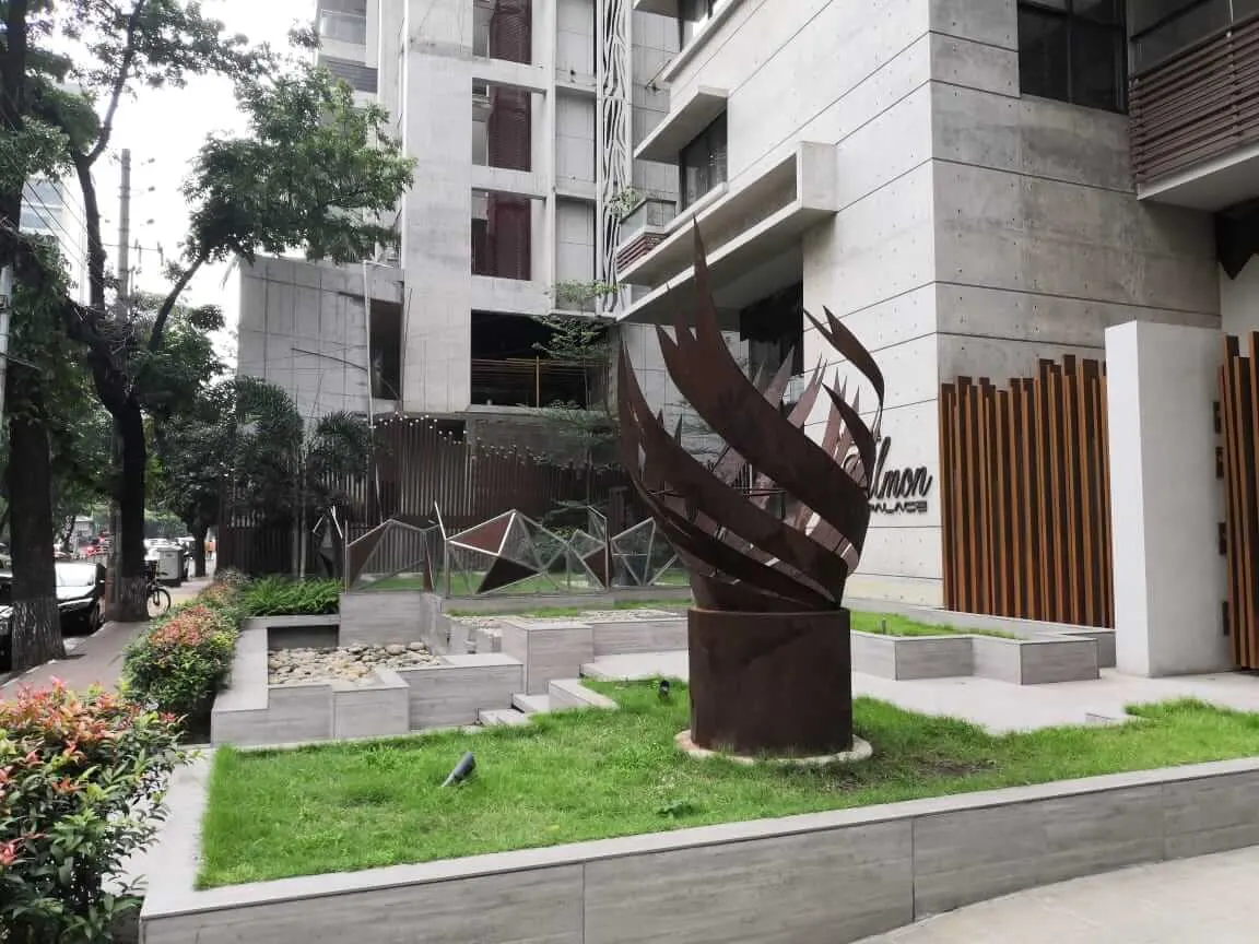 Villa on Hollywood Boulevard